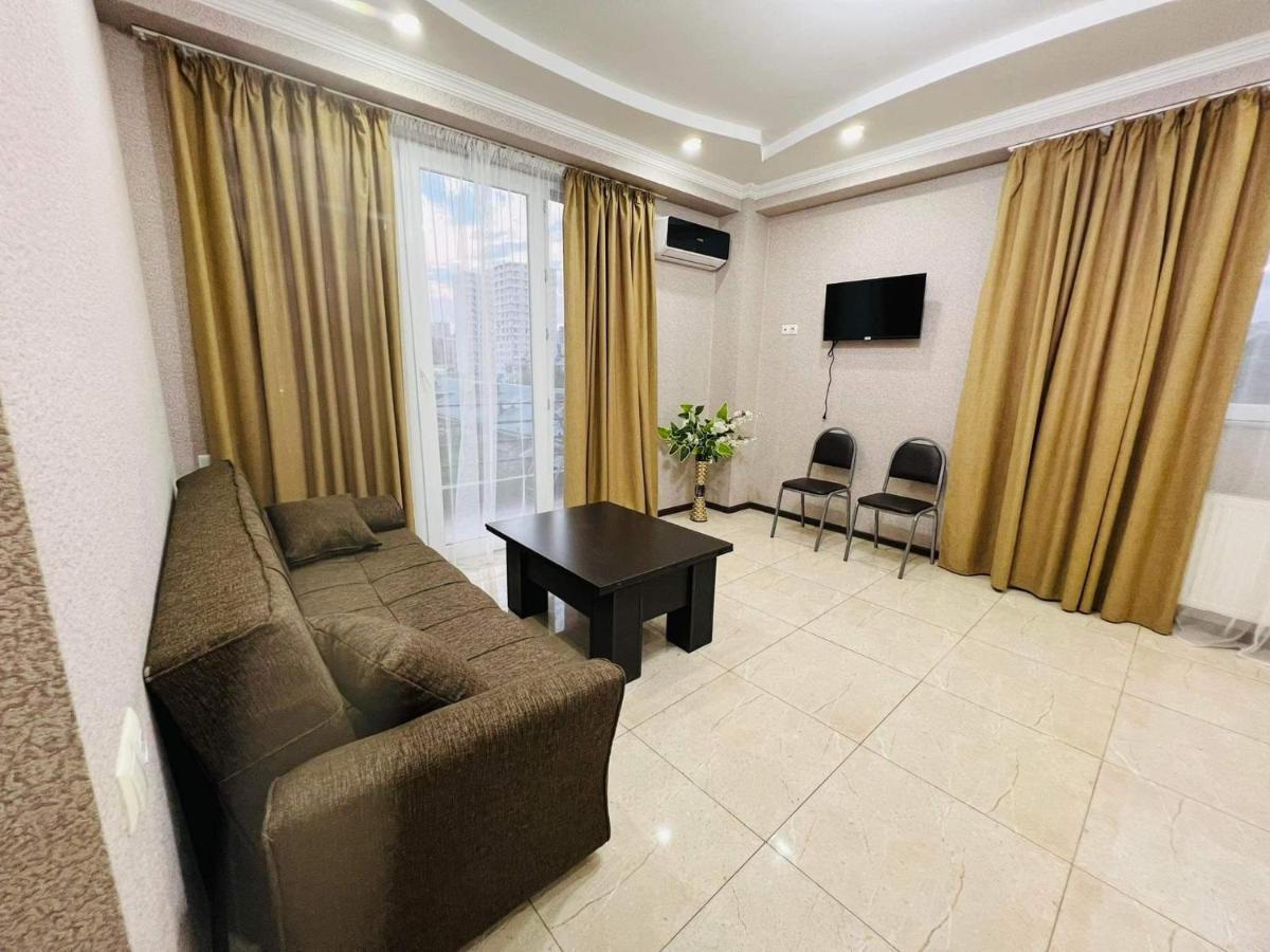 Guga House Leilighet Tbilisi Eksteriør bilde