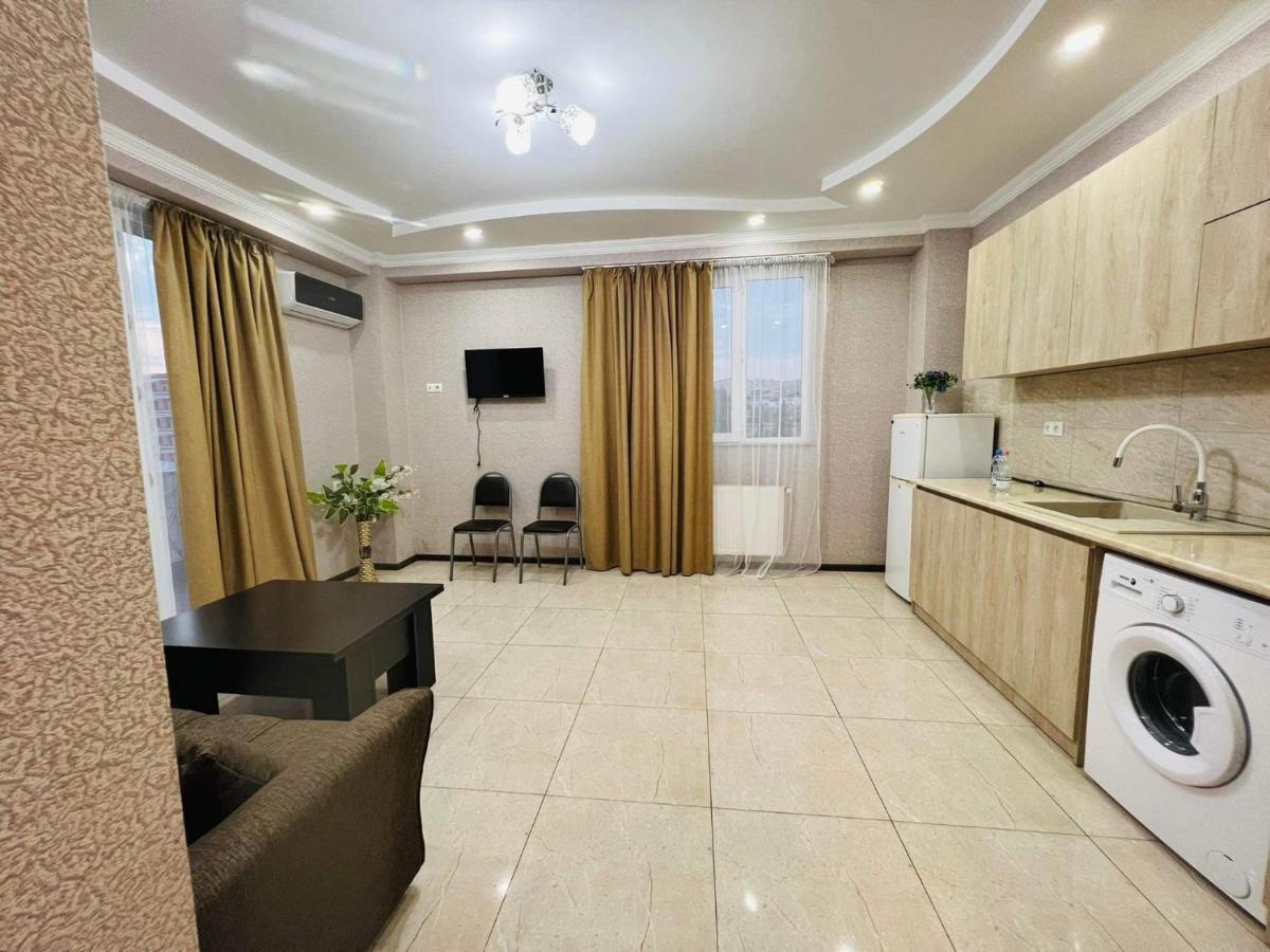 Guga House Leilighet Tbilisi Eksteriør bilde